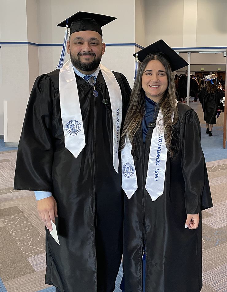 Husband and Wife Graduate Together, Thank Lifelong Mentors